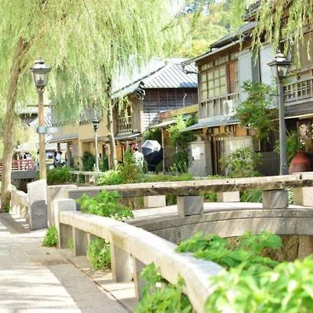 三丁庵 貸別荘 海まで徒歩10分 観光地ペリーロードまで徒歩2分の最高なロケーション 下田を遊び尽くせる貸別荘 無料駐車場もあります2Min Walk To The Perry Road 10Min Walk To The Beach Old Japanese Modern Style House Dış mekan fotoğraf